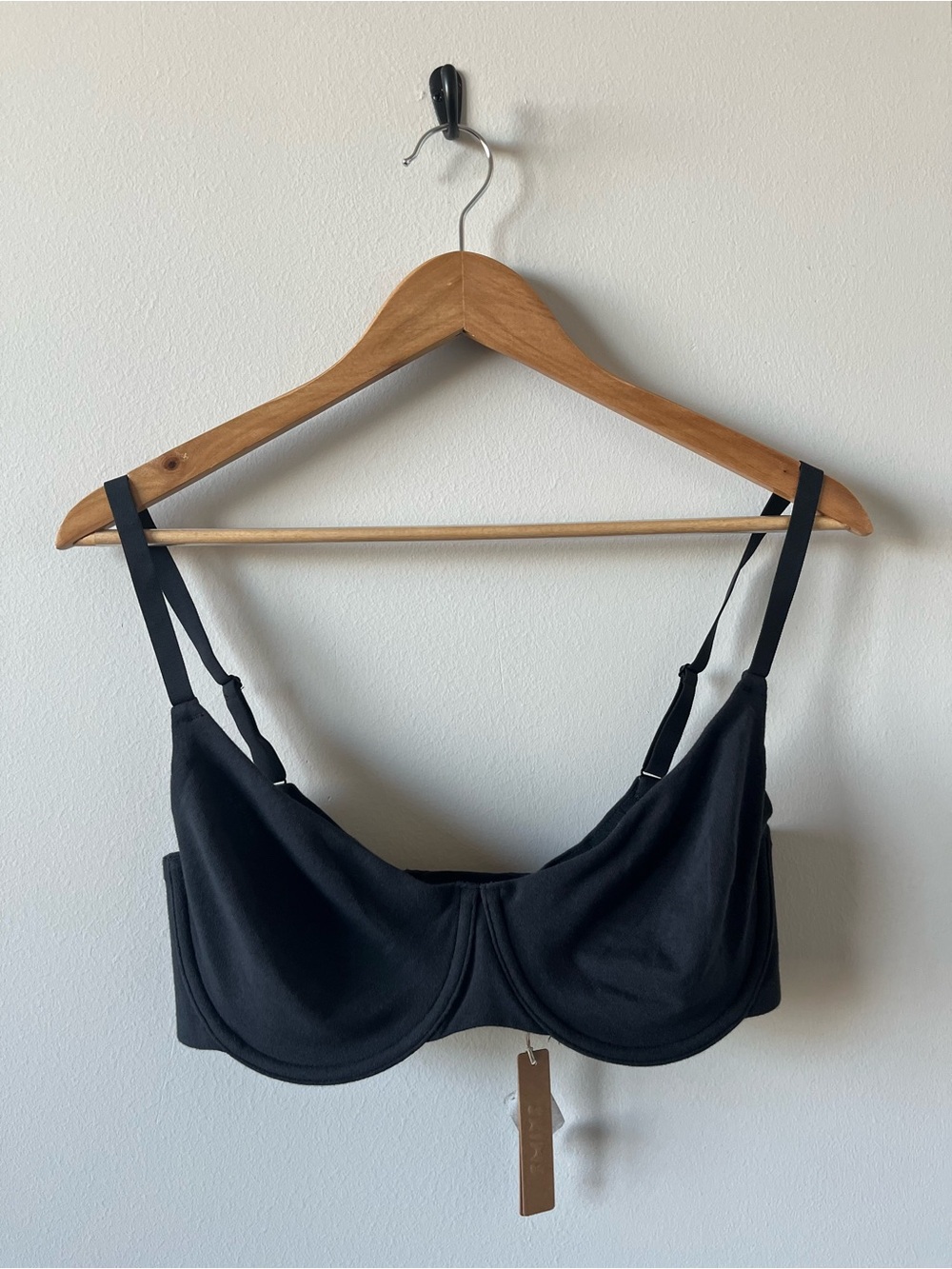 SKIMS Cotton Jersey T-Shirt Bra 32H NWT Soot Color